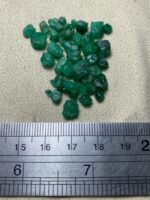 Unveiling Swat Emeralds: 37.45 Carat Rough Lot - Image 12