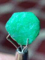 A Charming 9.20-Carat Swat Emerald Crystal — Compact Beauty in Prismatic Form - Image 5
