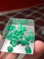 Unveiling Swat Emeralds: 37.45 Carat Rough Lot - Image 8