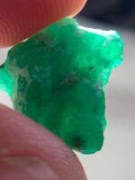 9.35ct Swat Emerald Crystal – Rare 13x12x8mm Gemstone Highlight - Image 6