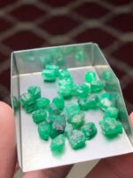 34.75 Carat Emerald Rough Lot from Swat - Image 8