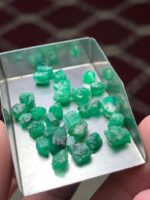 34.75 Carat Emerald Rough Lot from Swat - Image 10
