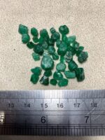 35.57 Ct Natural Emerald Rough Lot from Swat – 8.47 × 8.37 × 6.12 mm - Image 13