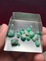 29.90ct Swat Emerald Rough Lot: Natural Green Crystals with Excellent Form - Image 6