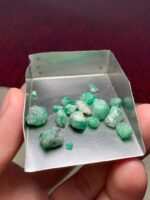 29.90ct Swat Emerald Rough Lot: Natural Green Crystals with Excellent Form - Image 8