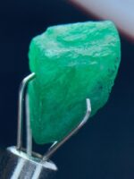 Swat’s Green Jewel: A 5.27ct Emerald Crystal in Natural Perfection - Image 3