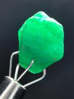 Swat’s Green Jewel: A 5.27ct Emerald Crystal in Natural Perfection - Image 9