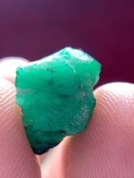 8.30ct Swat Emerald Crystal: Majestic Natural Beauty in Deep Green - Image 9