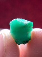 8.30ct Swat Emerald Crystal: Majestic Natural Beauty in Deep Green - Image 10