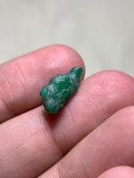 4.97ct Natural Emerald Crystal – Swat Pakistan | Uncut Raw Green Gemstone 15.67×7.90×7.42mm - Image 2