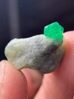 9.48-Carat Swat Emerald Specimen: A Small Crystal with Remarkable Character - Image 5