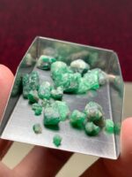 Discover the Raw Beauty: 44.75ct Natural Swat Emerald Rough Lot - Image 6