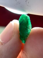 5.37ct Swat Emerald Crystal – Natural Beauty in Raw Form - Image 10