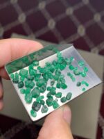26.70ct Swat Emerald Rough Lot – Untreated Green Beryl Crystals - Image 10