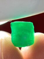 3.70ct Swat Emerald Crystal: A Rare Natural Green Treasure - Image 9