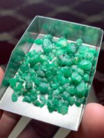 50.25 Carat Swat Emerald Rough Lot: Balanced Crystals with Strong Color Potential - Image 2