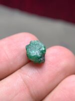 4.70 ct Emerald Crystal from Swat: A Natural Marvel in Precision and Symmetry - Image 2