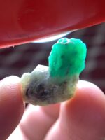 A 20.25-Carat Swat Emerald Specimen — Dimensions, Beauty & Collector Value - Image 3