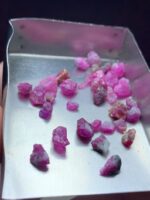 30.55 ct Afghan Ruby Rough Lot – Untouched Beauty from the Mountains of Afghanistan - Image 4