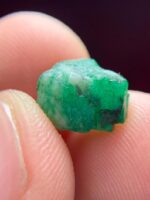 4.70 ct Emerald Crystal from Swat: A Natural Marvel in Precision and Symmetry - Image 6