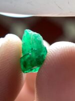 The Essence of Green: 2.80 Carat Emerald Crystal from Swat Valley, Pakistan - Image 12