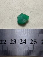 Nature’s Geometry: A 4.55 ct Swat Emerald Crystal - Image 4