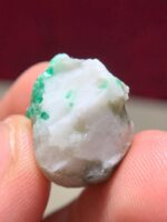 Swat Emerald Specimen – 26.60 ct Crystal with Rich Green Color - Image 6