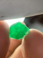 Nature’s Geometry: A 4.55 ct Swat Emerald Crystal - Image 8
