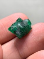 8.70 Ct Emerald Crystal from Swat Valley – Natural Green Gemstone (15.53 × 11.38 × 8.79 mm) - Image 4