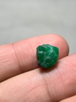 Green Majesty: 5.20ct Emerald Crystal from Swat Valley - Image 6