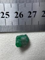 Green Majesty: 5.20ct Emerald Crystal from Swat Valley - Image 9