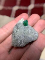 A Monumental 129.27-Carat Swat Emerald Specimen — A Natural Sculpture of Green Beauty - Image 3