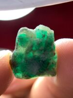 11.80ct Emerald Specimen from Swat – Natural Collector’s Gem (17.32×16.20×6.50mm) - Image 5