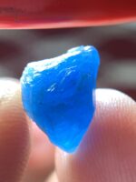 3.50ct A Delicate and Well Defined Natural Blue Crystal - Image 5