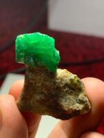 59.86ct Emerald Specimen from Swat – Bold Form, Brilliant Color - Image 2