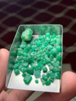A Bold Natural Statement: 58.55 ct Emerald Rough Lot from Swat Valley - Image 7