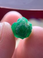 Natural 4.64ct Swat Emerald Crystal – Raw Beauty from the Mountains of Pakistan - Image 7