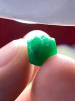 Natural 4.64ct Swat Emerald Crystal – Raw Beauty from the Mountains of Pakistan - Image 9