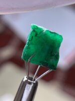 6.65 ct Swat Emerald Crystal – A Rare Gem from Pakistan - Image 3