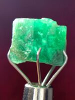 5.75ct Swat Emerald Crystal: A Bold Natural Beauty from Pakistan’s Gem Valley - Image 6