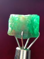 5.75ct Swat Emerald Crystal: A Bold Natural Beauty from Pakistan’s Gem Valley - Image 7