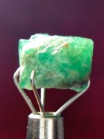 5.75ct Swat Emerald Crystal: A Bold Natural Beauty from Pakistan’s Gem Valley - Image 9