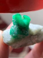 A Majestic 130.40-Carat Emerald Specimen from Swat: A Museum-Grade Natural Treasure - Image 3