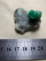 A Majestic 130.40-Carat Emerald Specimen from Swat: A Museum-Grade Natural Treasure - Image 4