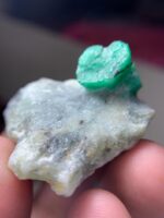 A Majestic 130.40-Carat Emerald Specimen from Swat: A Museum-Grade Natural Treasure - Image 6