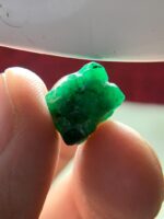 10.86 ct Natural Emerald Crystal – Swat Valley, Pakistan - Image 2