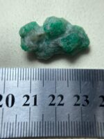26.35ct Swat Emerald Crystal – Natural Untreated Green Gemstone (28.14 x 16.17 x 11.30 mm) - Image 5