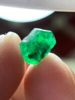 Elegant and Timeless: 1.76 Carat Emerald Crystal from Swat Valley, Pakistan - Image 5