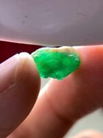 5.20ct Swat Emerald Crystal: Natural Elegance from Pakistan’s Gemstone Heart - Image 2