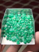 Raw Beauty: A 65.80 ct Emerald Rough Lot from Swat, Pakistan - Image 2